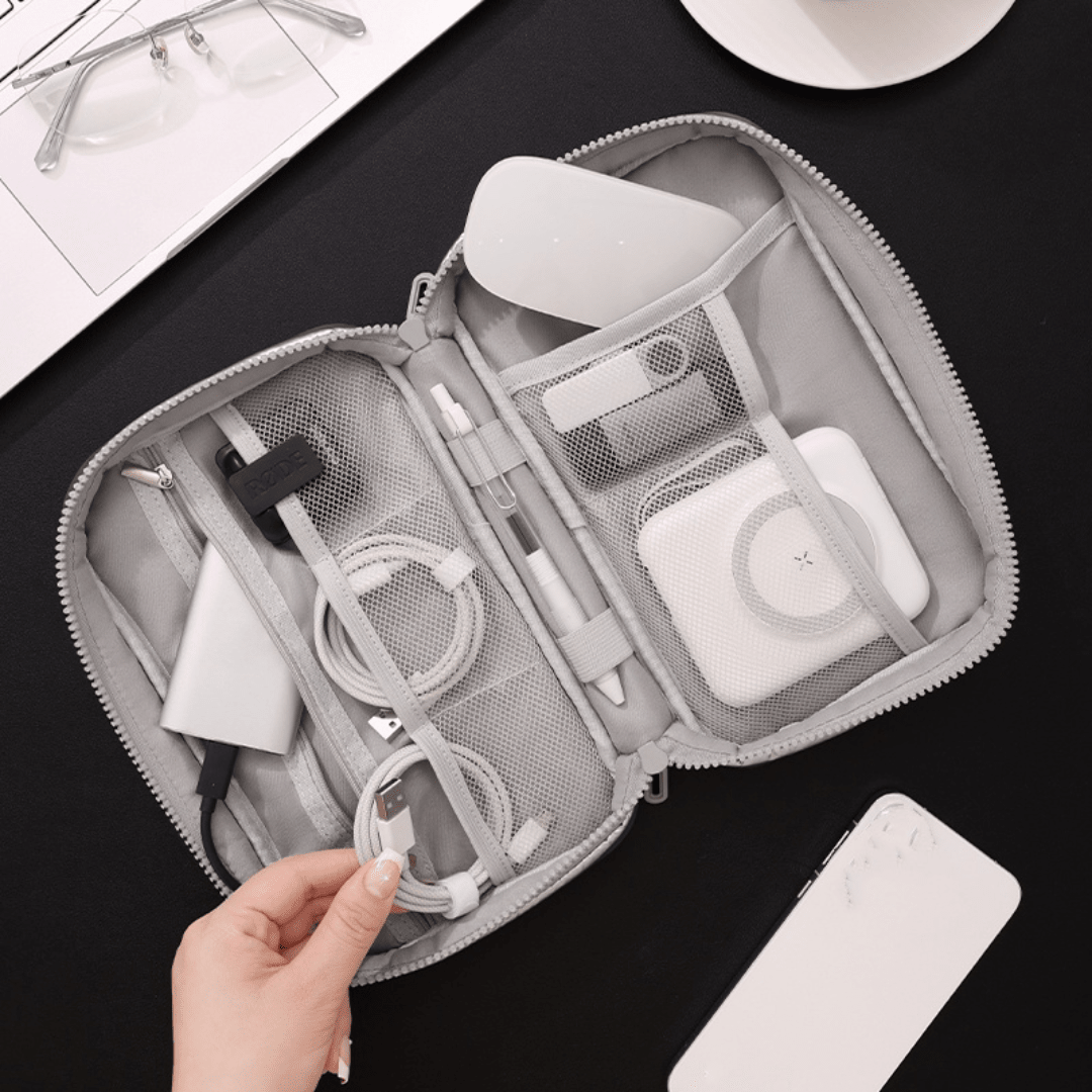 Estuche Organizador Portátil para Cables y Accesorios Puffer - Hola mundo
